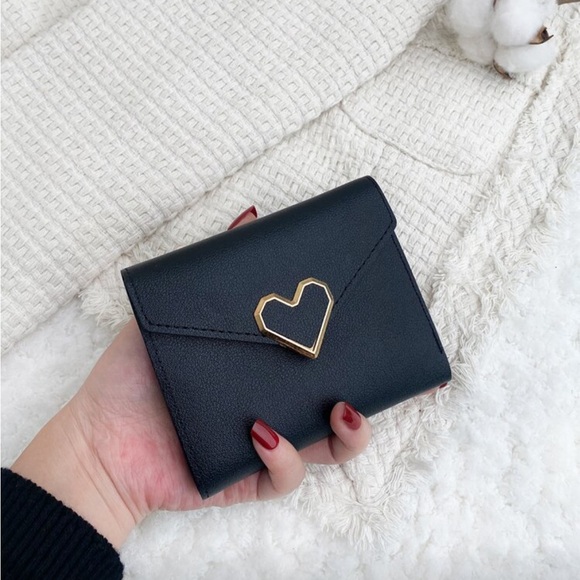 Handbags - ⚠️Clearance Elegant Black Heart Accent Women's Wallet